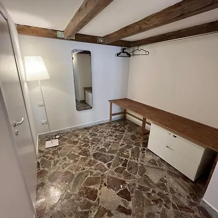 Piazza San Pietro بيت للعطل باري