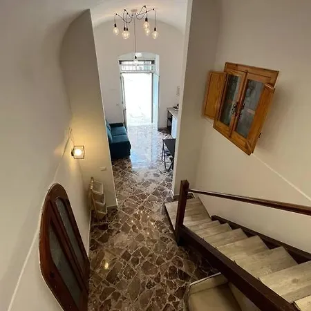 Piazza San Pietro بيت للعطل باري