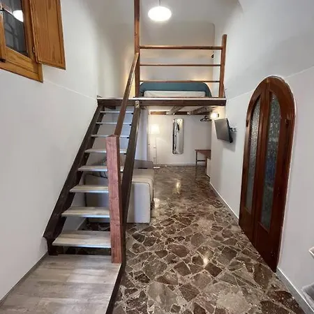 Piazza San Pietro بيت للعطل باري